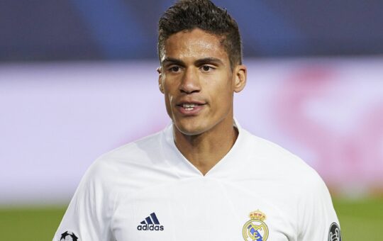 MU chiêu dụ thành công Varane nhờ mức lương 'khủng'