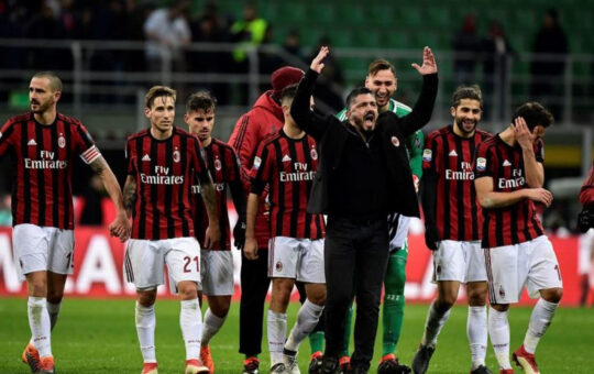 Milan tích cực tuyển quân cho mùa Champions League