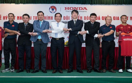 Honda Việt Nam tài trợ cho bóng đá Việt Nam