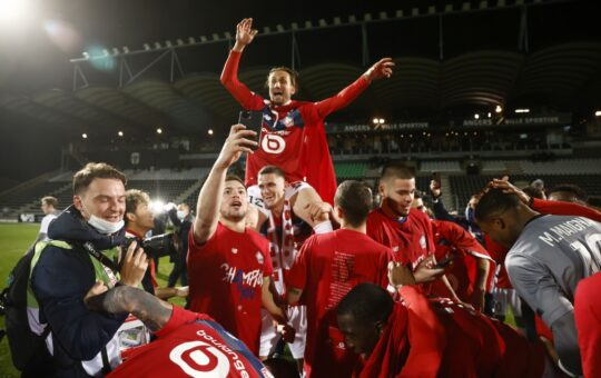 Trên thực tế, Lille đăng quang một phần là nhờ vào sự sa sút của PSG mùa giải này